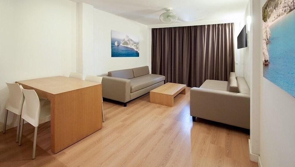 Apartamentos Sol Y Vera Magaluf  Eksteriør billede