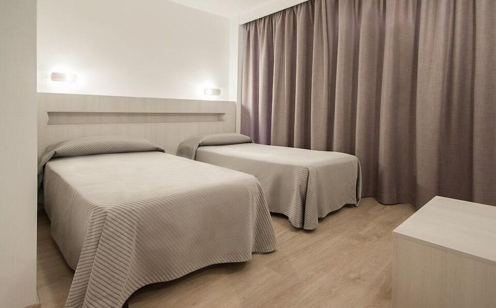 Apartamentos Sol Y Vera Magaluf  Eksteriør billede