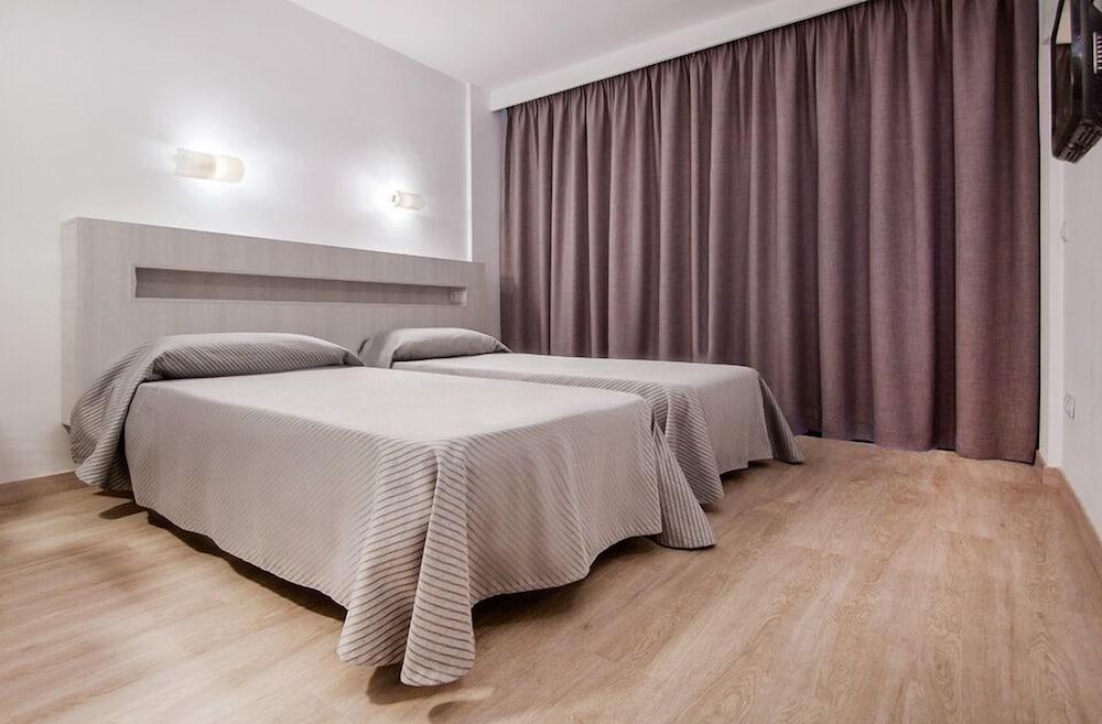 Apartamentos Sol Y Vera Magaluf  Eksteriør billede