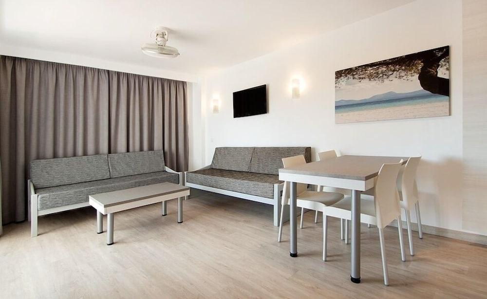Apartamentos Sol Y Vera Magaluf  Eksteriør billede