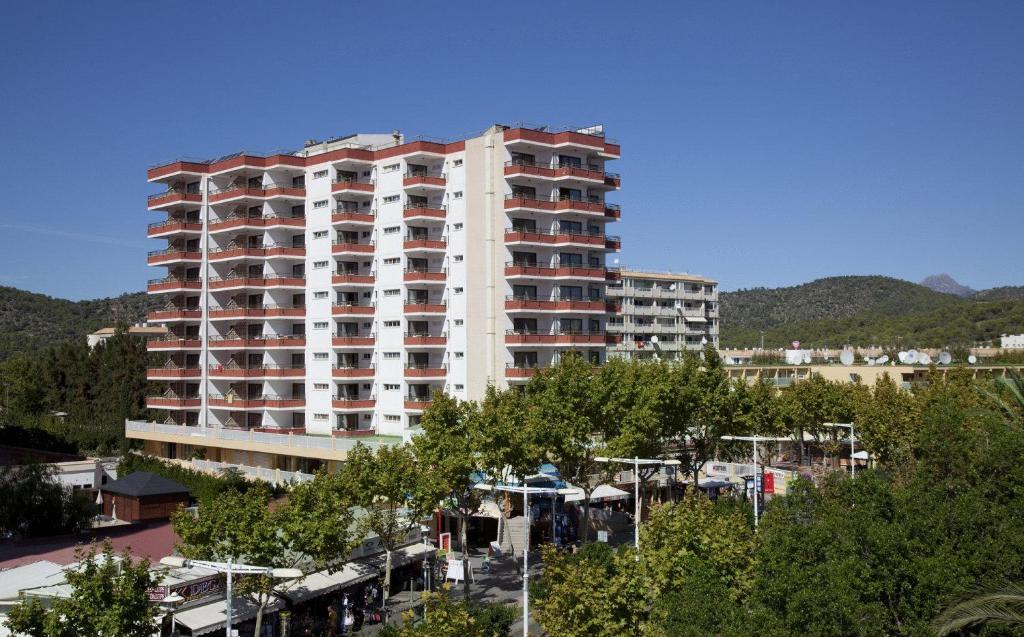 Apartamentos Sol Y Vera Magaluf  Eksteriør billede