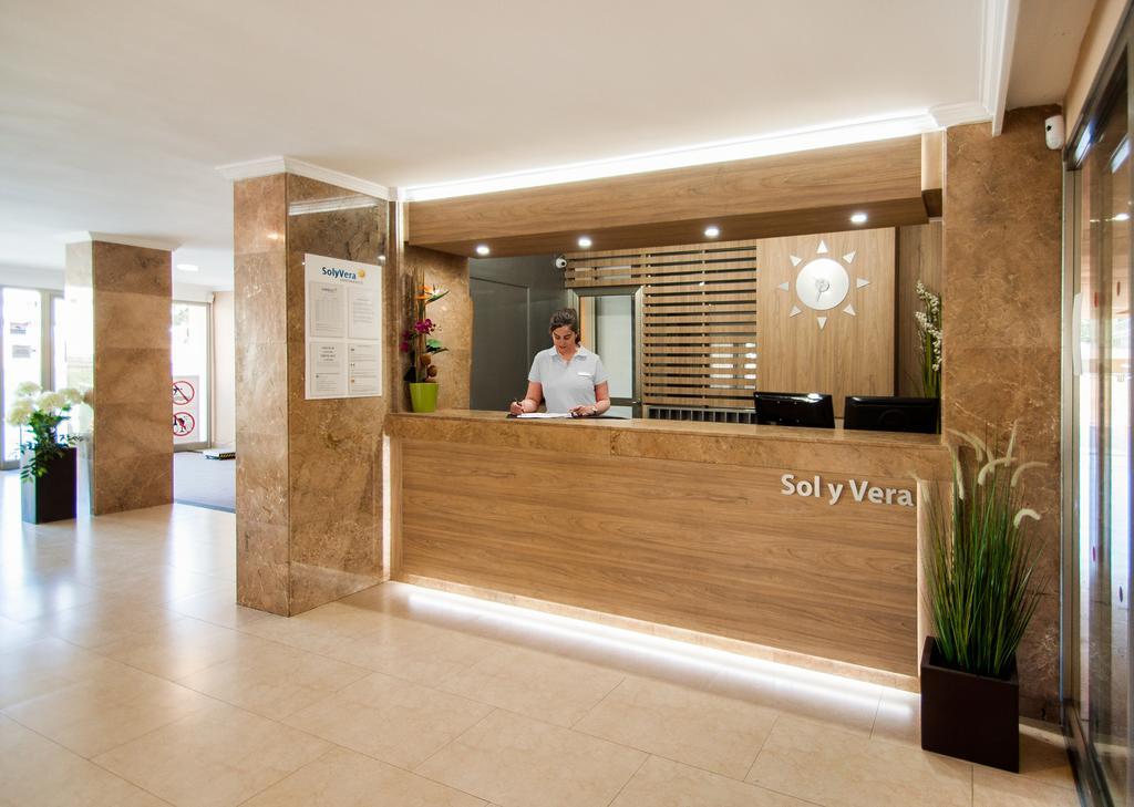 Apartamentos Sol Y Vera Magaluf  Eksteriør billede