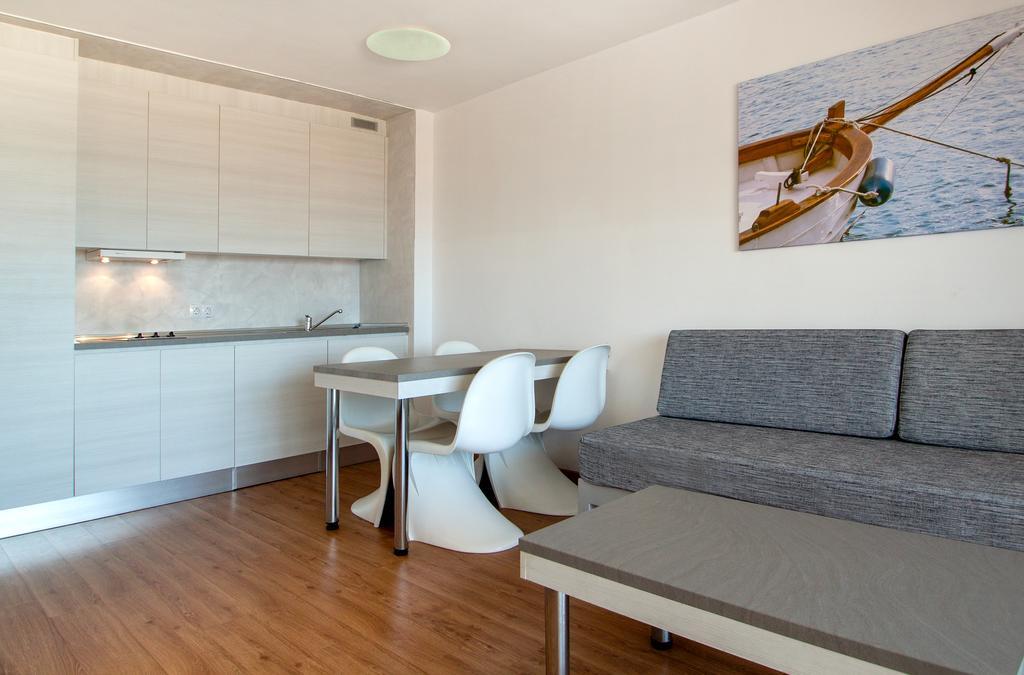Apartamentos Sol Y Vera Magaluf  Eksteriør billede